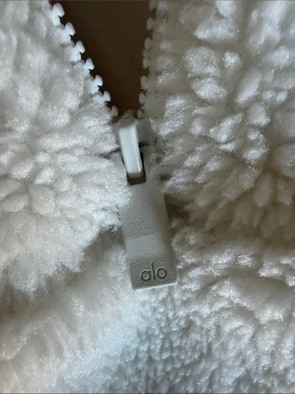 ALO Yoga Cream Sherpa Half-Zip Teddy Jacket - Picture 6 of 7